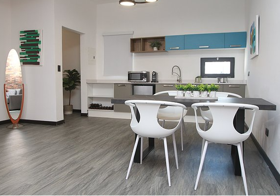 Balcony Apartment Photo 1